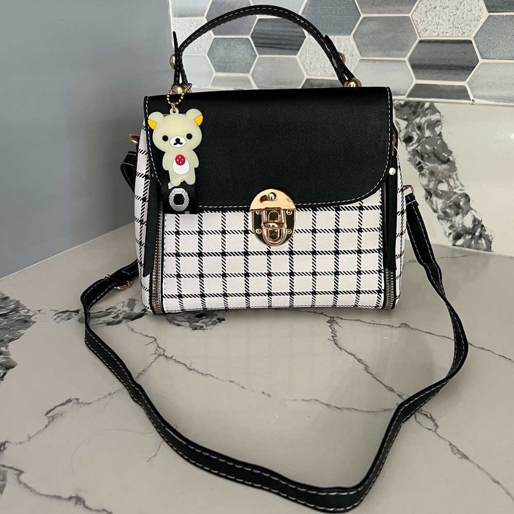 Stylish Black Purses